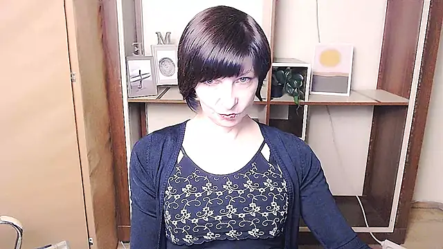  AngeliaFlow  online show from April 16, 8:04 am