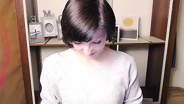  AngeliaFlow  online show from April 10, 9:16 am