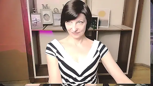  AngeliaFlow  online show from May 7, 8:17 am