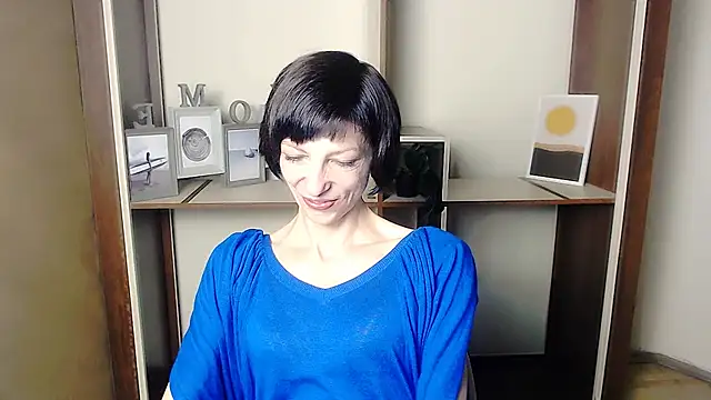 Snapshot of _AngeliaFlow_ chatting on September 20, 7:13 am AngeliaFlow online show from September 20, 7:13 am