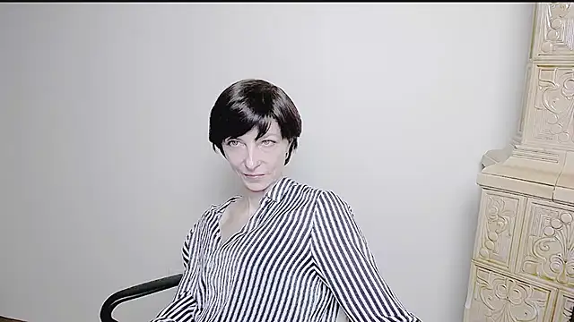 Snapshot of _AngeliaFlow_ chatting on March 17, 9:55 am AngeliaFlow online show from March 17, 9:55 am