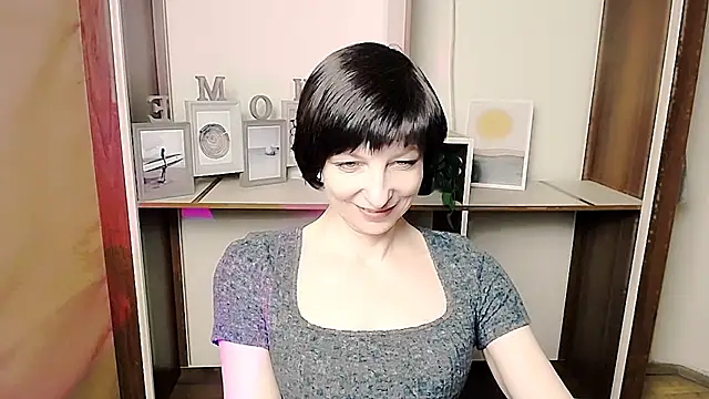  AngeliaFlow  online show from February 20, 8:16 am