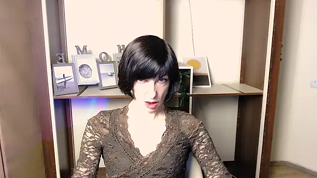  AngeliaFlow  online show from November 6, 7:23 am