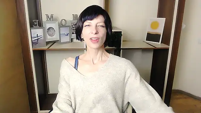Snapshot of _AngeliaFlow_ chatting on September 15, 6:58 am AngeliaFlow online show from September 15, 6:58 am