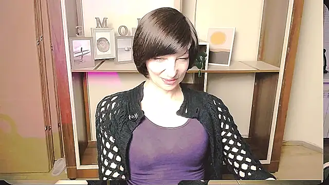  AngeliaFlow  online show from May 13, 8:32 am