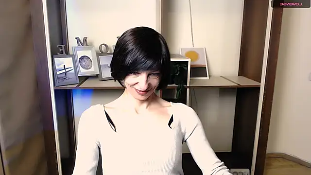  AngeliaFlow  online show from November 1, 7:46 am