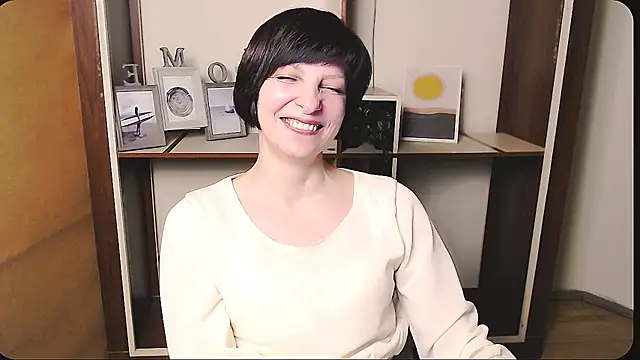  AngeliaFlow  online show from March 31, 9:00 am