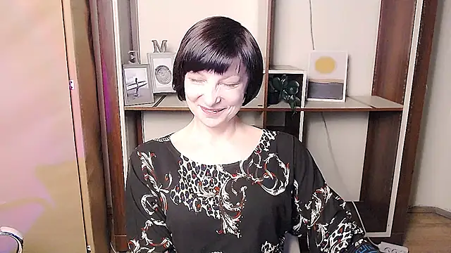  AngeliaFlow  online show from April 12, 8:39 am