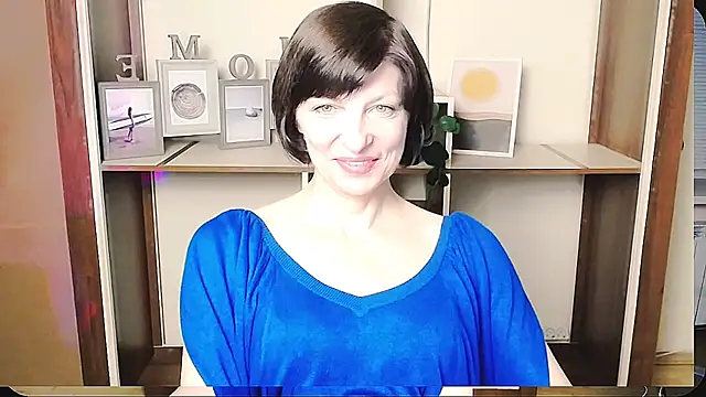 Snapshot of _AngeliaFlow_ chatting on June 26, 7:03 am AngeliaFlow online show from June 26, 7:03 am