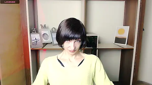 Snapshot of _AngeliaFlow_ chatting on October 10, 6:47 am AngeliaFlow online show from October 10, 6:47 am