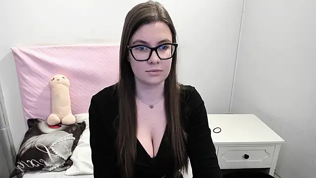 CarolineFlirt online show from March 25, 3:33 pm