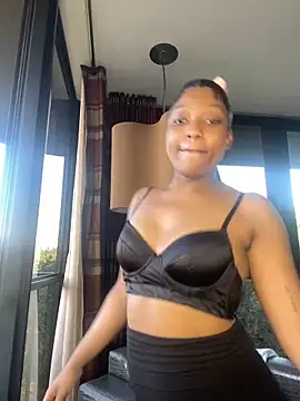 neyobae online show from February 8, 4:04 pm