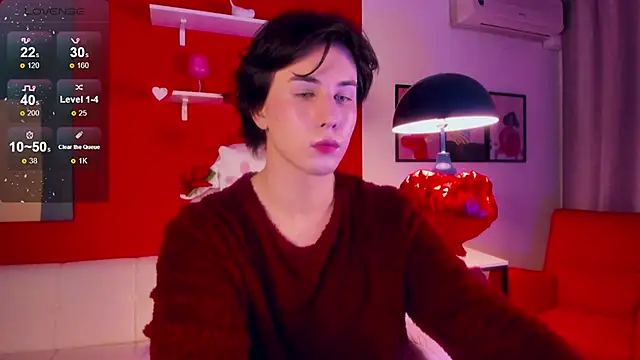 Snapshot of AdrianoAubert chatting on February 19, 3:25 am AdrianoAubert online show from February 19, 3:25 am