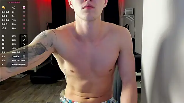 crazybottom99 online show from May 17, 5:46 pm