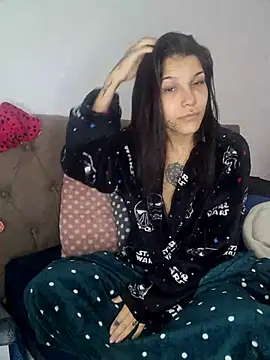 nickelfie online show from March 10, 10:39 am