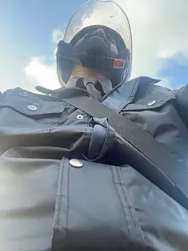 Rishwithr online show from November 4, 11:25 am