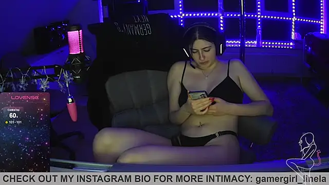 Gamergirl-Linela online show from November 30, 10:21 pm