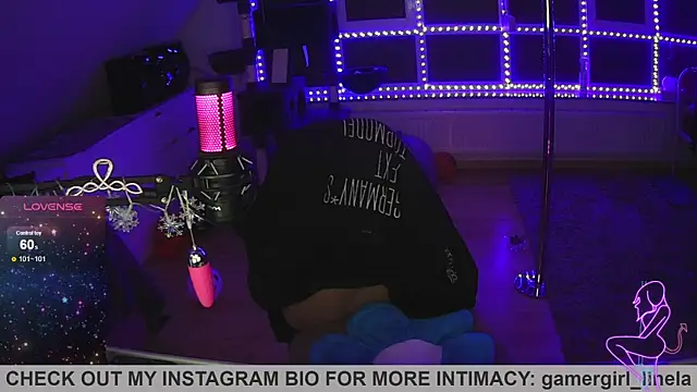 Gamergirl-Linela online show from November 18, 5:16 pm