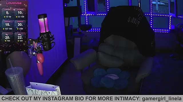 Gamergirl-Linela online show from April 12, 4:38 am