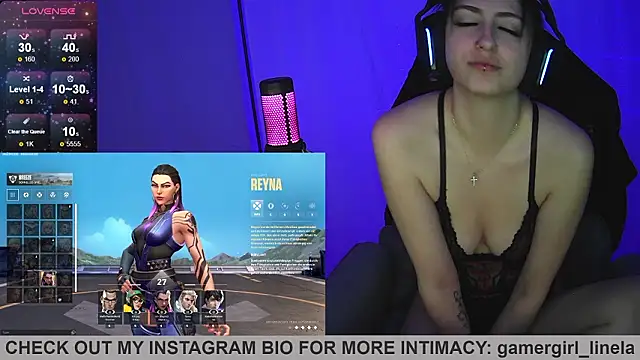 Snapshot of Gamergirl-Linela chatting on February 23, 10:10 pm Gamergirl-Linela online show from February 23, 10:10 pm