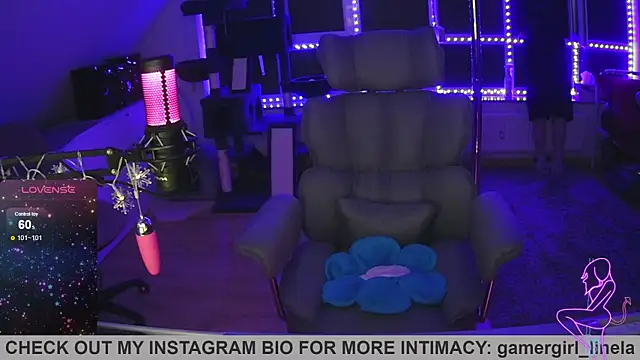 Gamergirl-Linela online show from November 28, 3:39 am