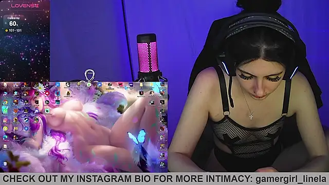 Snapshot of Gamergirl-Linela chatting on February 17, 5:43 pm Gamergirl-Linela online show from February 17, 5:43 pm