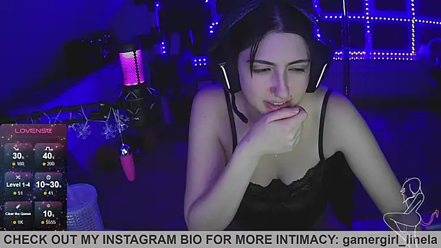 Gamergirl-Linela online show from November 21, 3:38 am