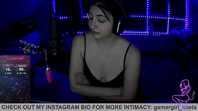 Snapshot of Gamergirl-Linela chatting on September 11, 6:19 pm Gamergirl-Linela online show from September 11, 6:19 pm