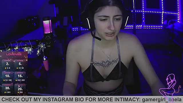 Gamergirl-Linela online show from November 5, 11:08 pm