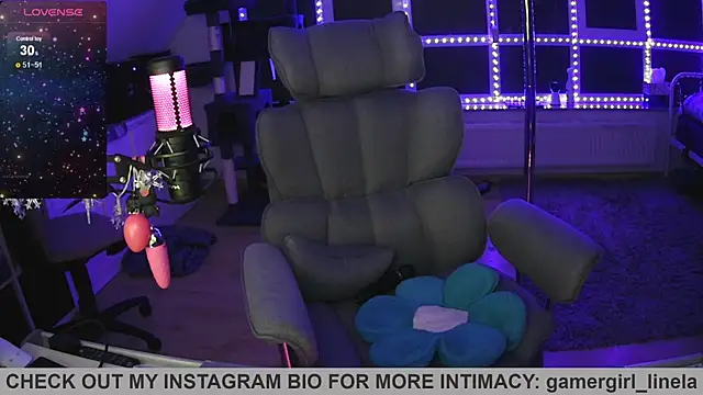 Gamergirl-Linela online show from April 28, 10:03 pm