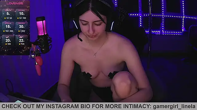 Gamergirl-Linela online show from April 12, 10:02 pm