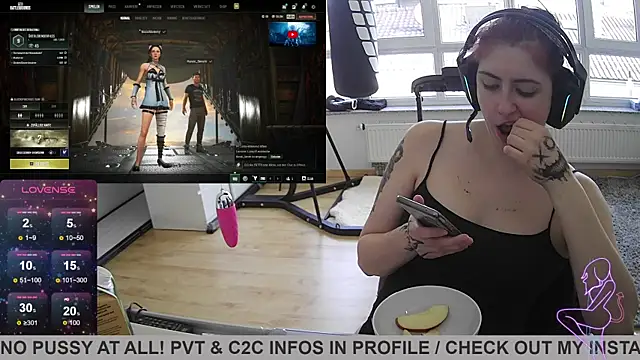 Snapshot of Gamergirl-Linela chatting on March 21, 1:56 pm Gamergirl-Linela online show from March 21, 1:56 pm