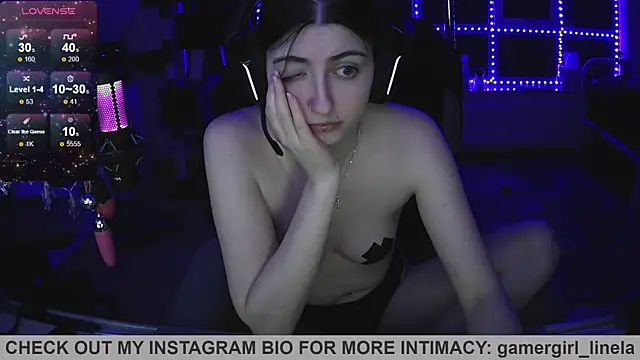 Snapshot of Gamergirl-Linela chatting on June 6, 9:09 pm Gamergirl-Linela online show from June 6, 9:09 pm
