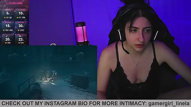 Snapshot of Gamergirl-Linela chatting on February 15, 5:23 pm Gamergirl-Linela online show from February 15, 5:23 pm