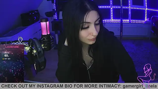 Gamergirl-Linela online show from November 16, 1:21 am