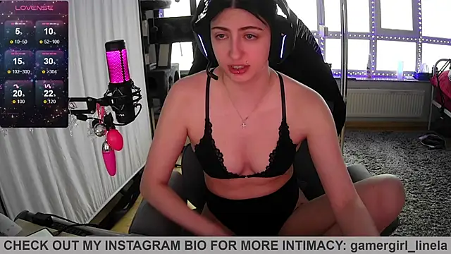 Gamergirl-Linela online show from April 11, 4:32 pm