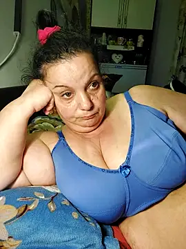 Snapshot of IvettkeXXX chatting on February 9, 4:38 pm IvettkeXXX online show from February 9, 4:38 pm