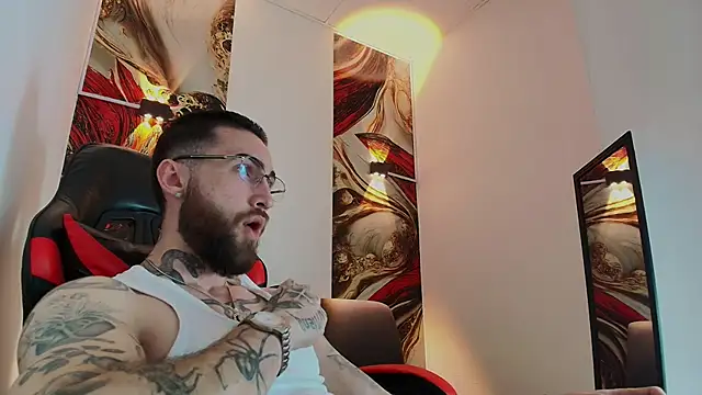 Luke davis01 online show from November 27, 1:11 pm