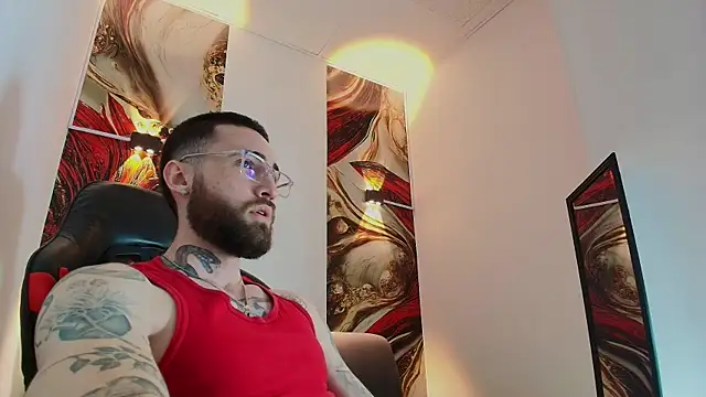 Luke davis01 online show from November 26, 1:11 pm