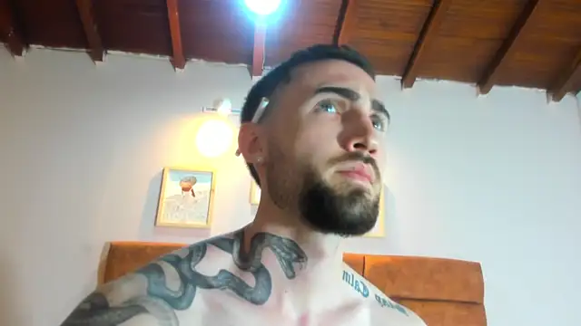 Luke davis01 online show from March 10, 11:06 pm