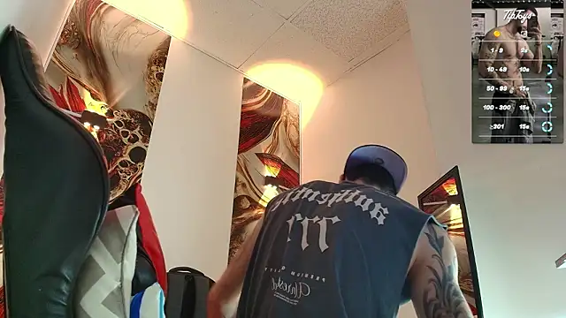 Luke davis01 online show from February 12, 1:00 pm