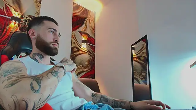 Luke davis01 online show from November 12, 1:15 pm