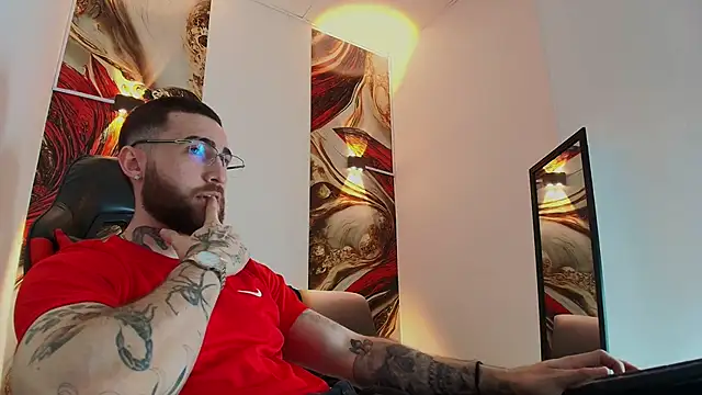 Luke davis01 online show from November 24, 1:11 pm