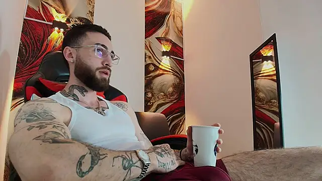 Luke davis01 online show from November 6, 1:26 pm