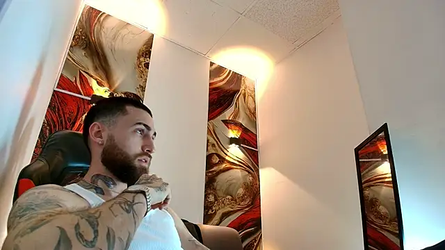 Luke davis01 online show from April 21, 1:07 pm