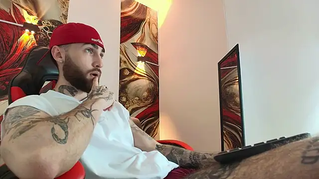 Luke davis01 online show from October 7, 1:23 pm