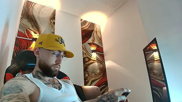 Luke davis01 online show from March 13, 12:54 pm