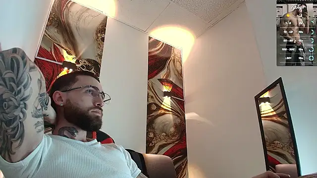 Luke davis01 online show from February 9, 1:09 pm