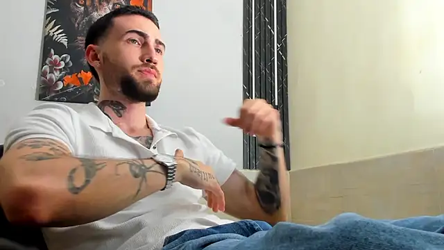 Luke davis01 online show from March 21, 4:51 pm