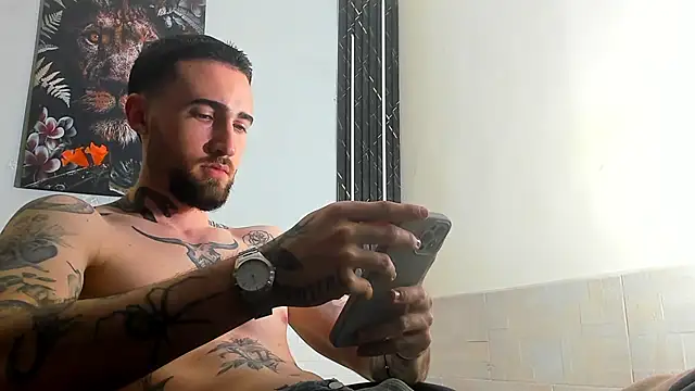 Luke davis01 online show from March 18, 4:50 pm